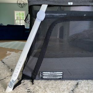 Guava Family Lotus Travel Crib